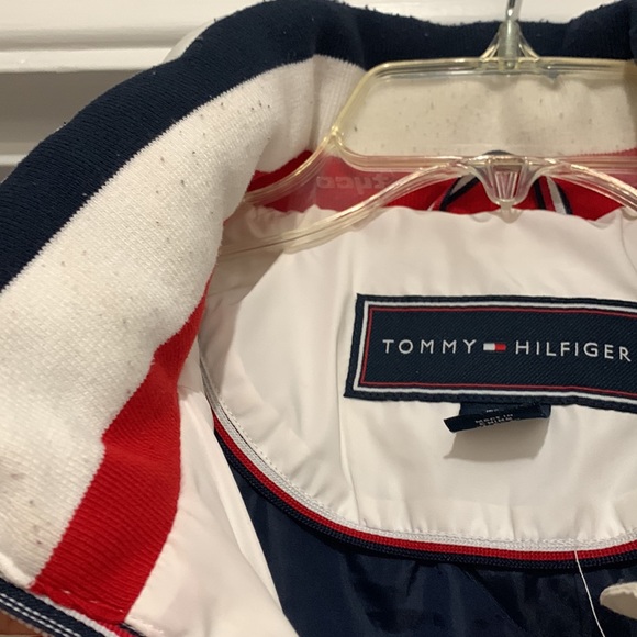 Tommy Hilfiger Ladies White Puffer Coat - Picture 4 of 16